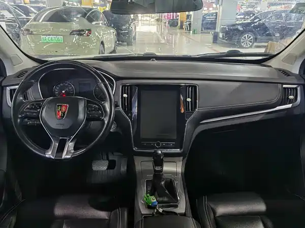 Roewe RX5 2019