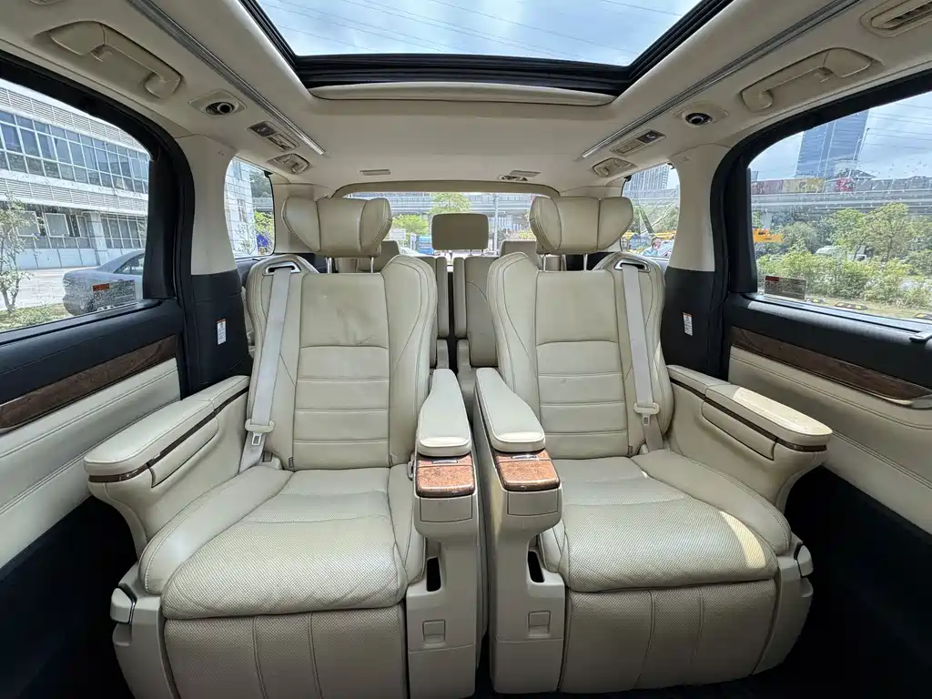 Toyota Alphard 2016 — фото 14