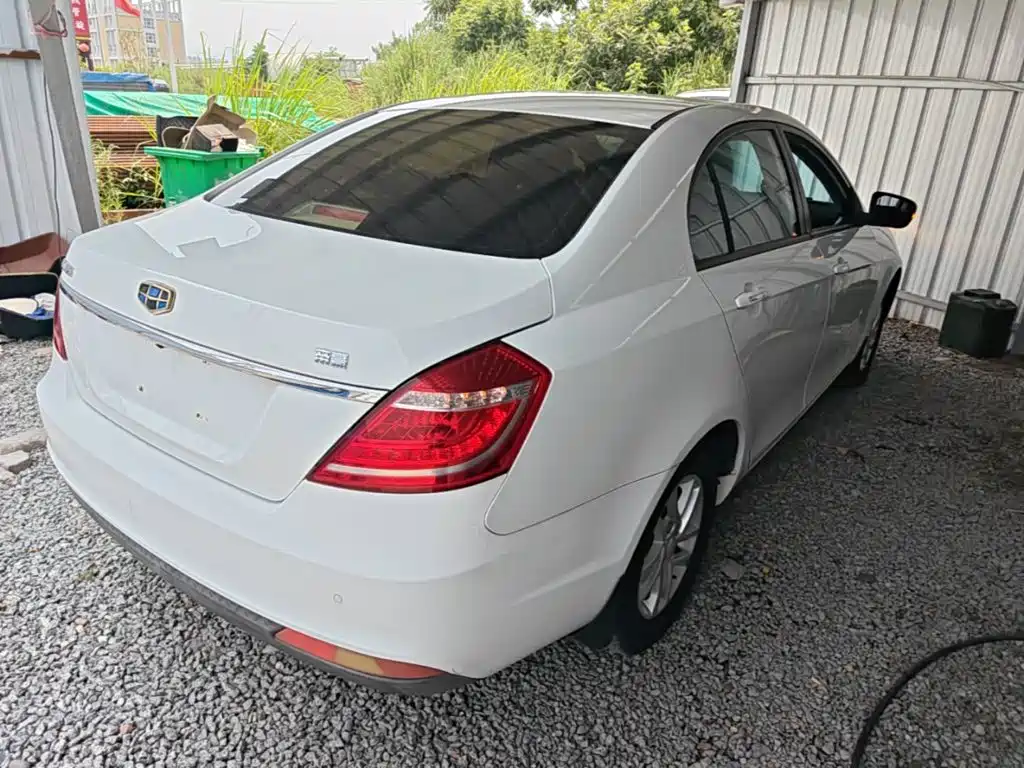 Geely Emgrand 2016