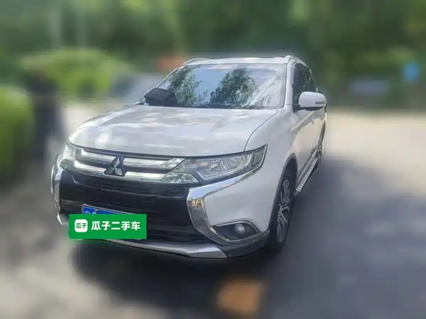 Mitsubishi Outlander 2018