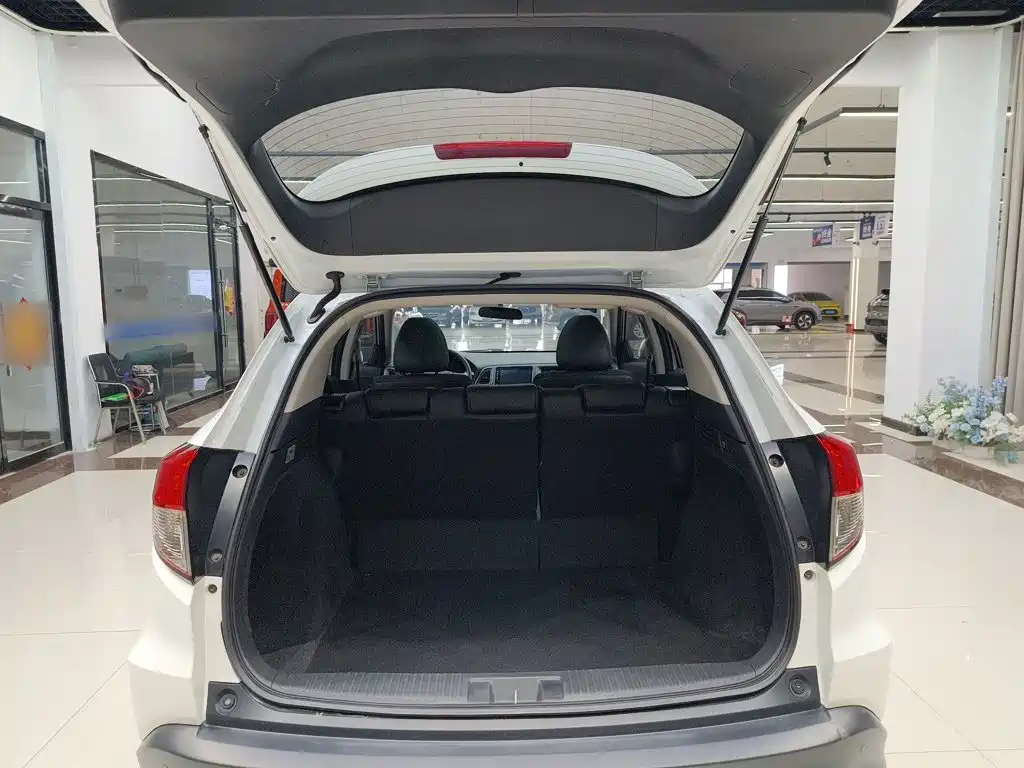 Honda Vezel 2020 — фото 15