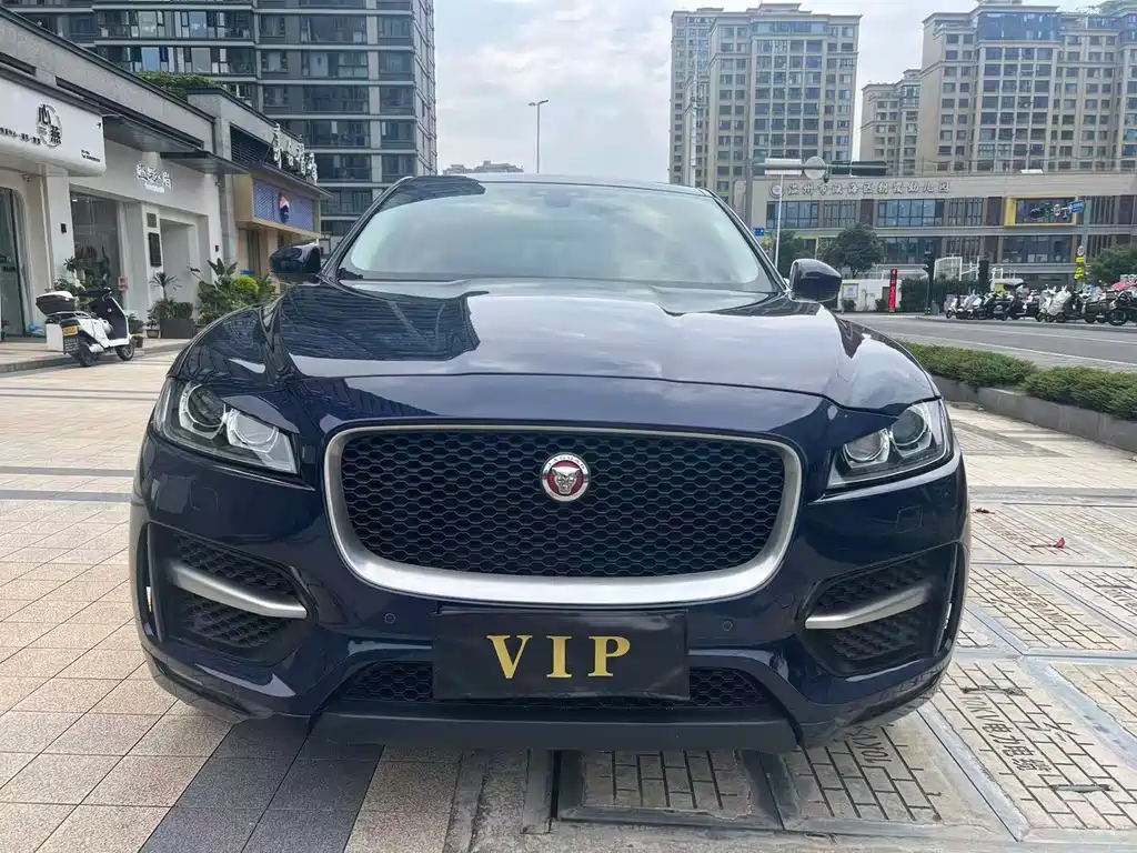 Jaguar F-PACE 2018 — фото 2