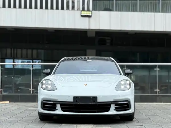 Porsche Panamera 2017