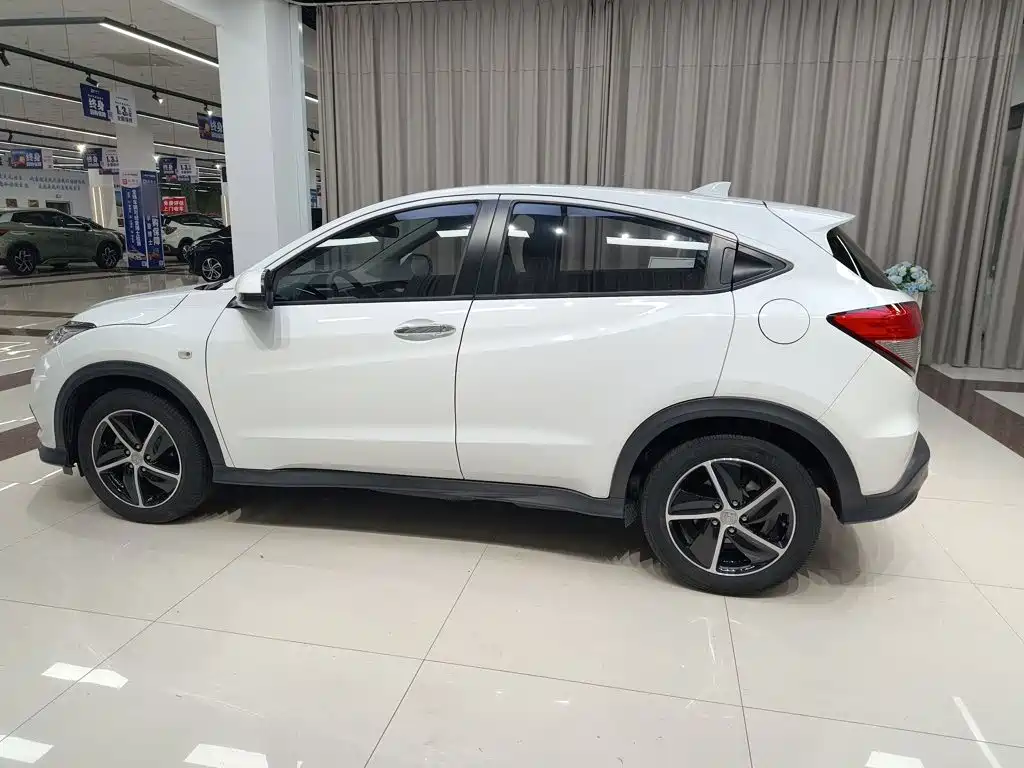Honda Vezel 2020 — фото 23