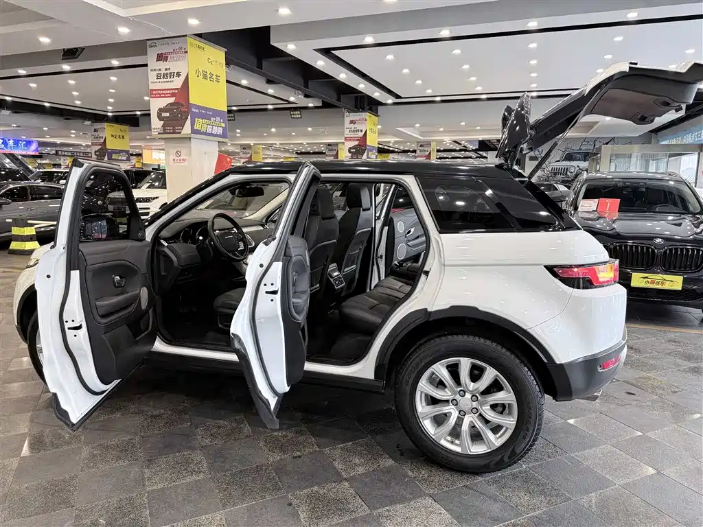 Land Rover Evoque 2018 — фото 32