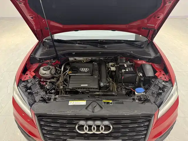 Audi Q2L 2021 — фото 10