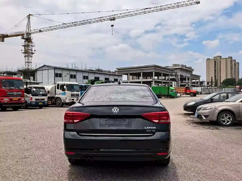 Volkswagen Lavida 2016