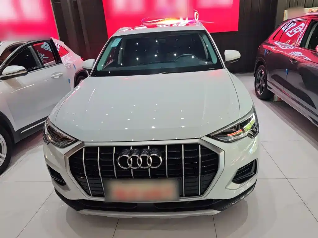 Audi Q3 2021 — фото 10