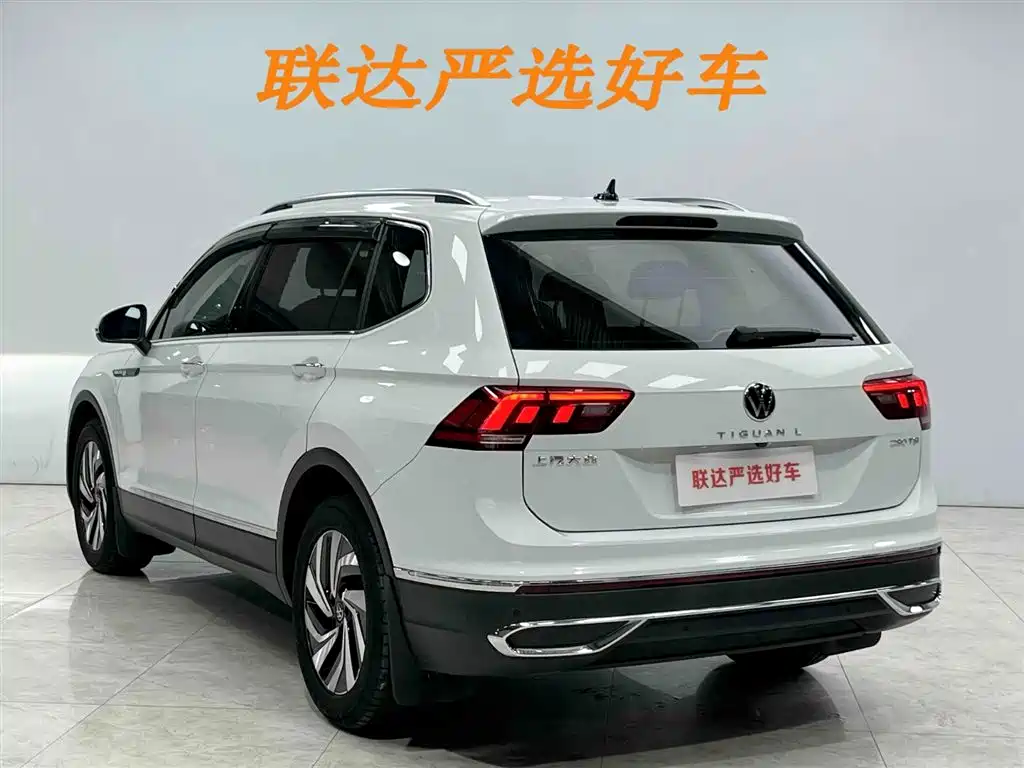 Volkswagen Tiguan L 2022 — фото 24