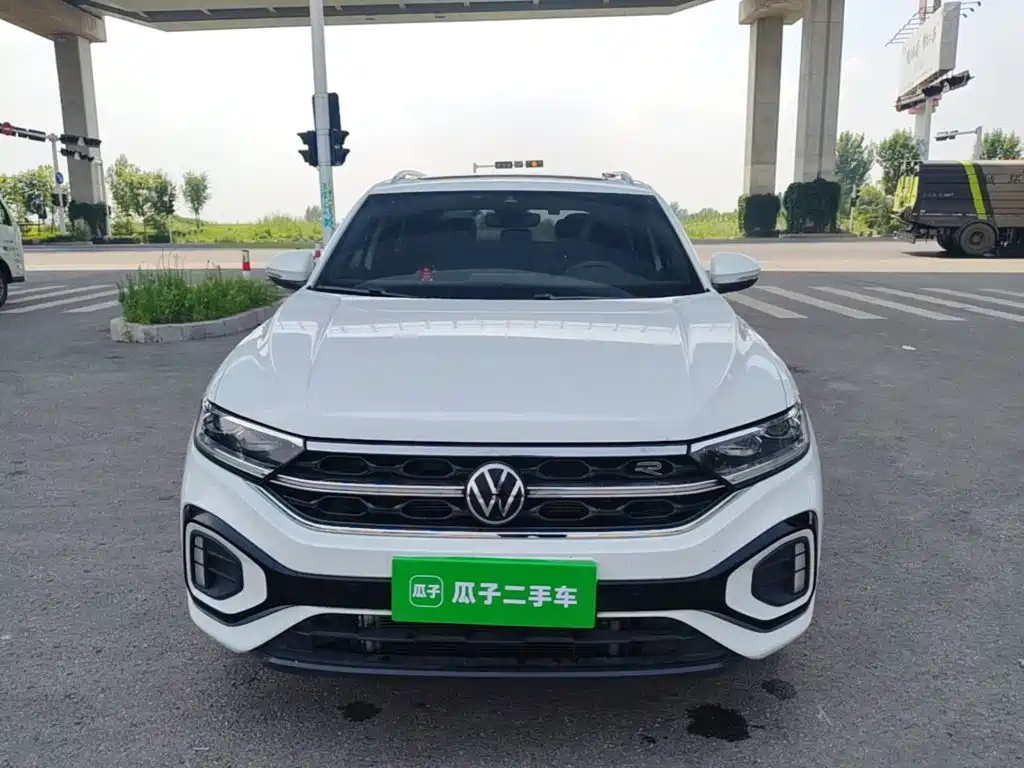 Volkswagen T-Roc 2024