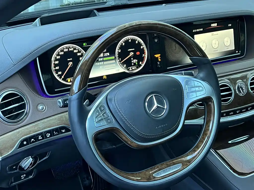 Mercedes-Benz S-Class 2016 — фото 21