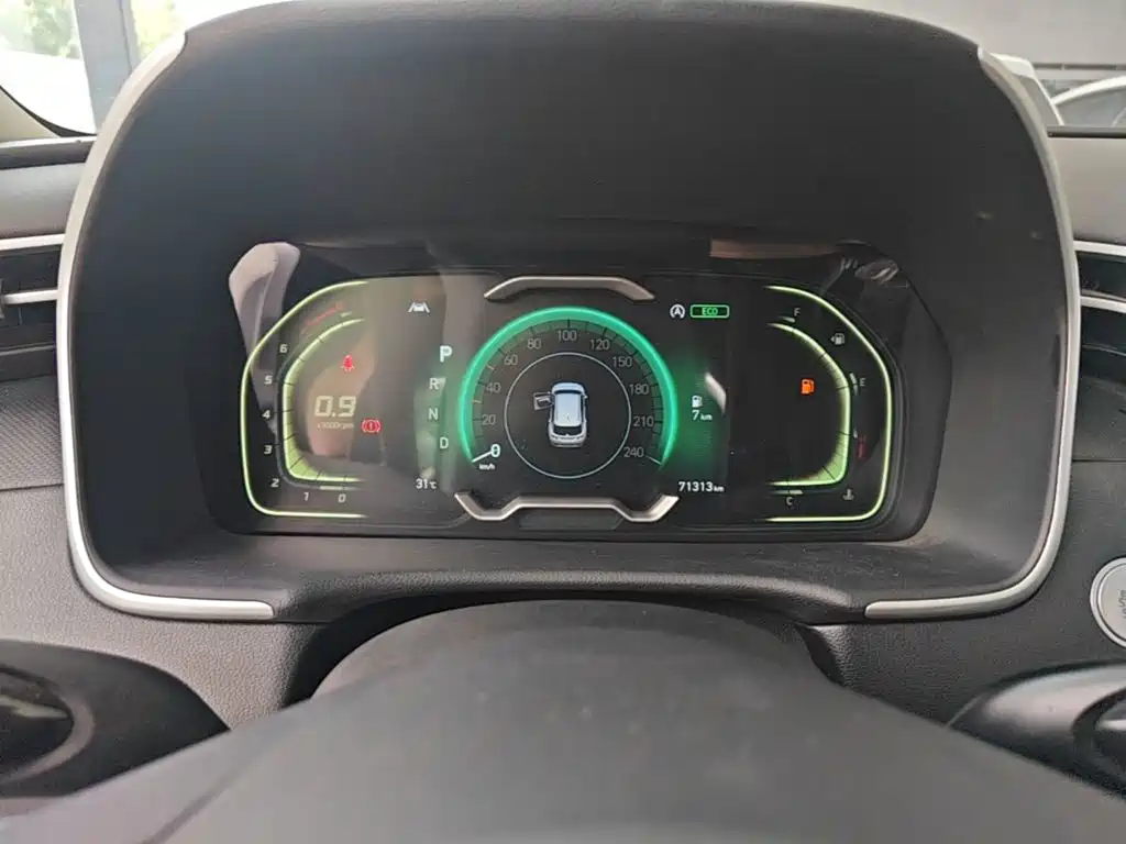 Hyundai Tucson 2023 — фото 12
