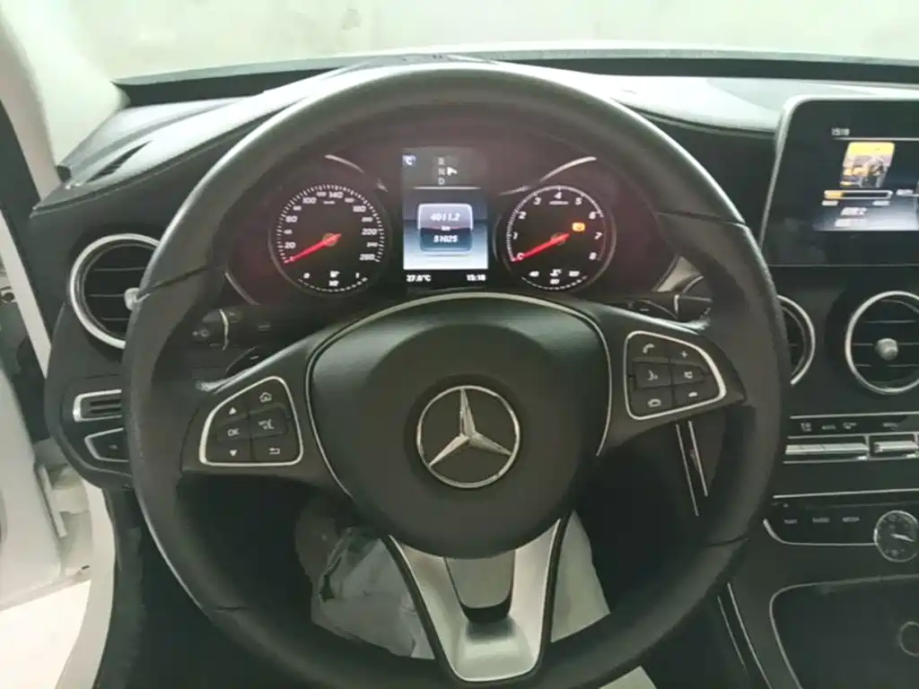 Mercedes-Benz C-Class 2017 — фото 11