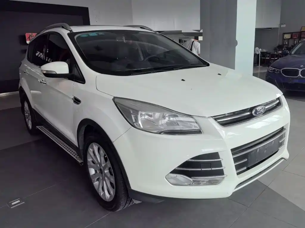 Ford Kuga 2016 — фото 4