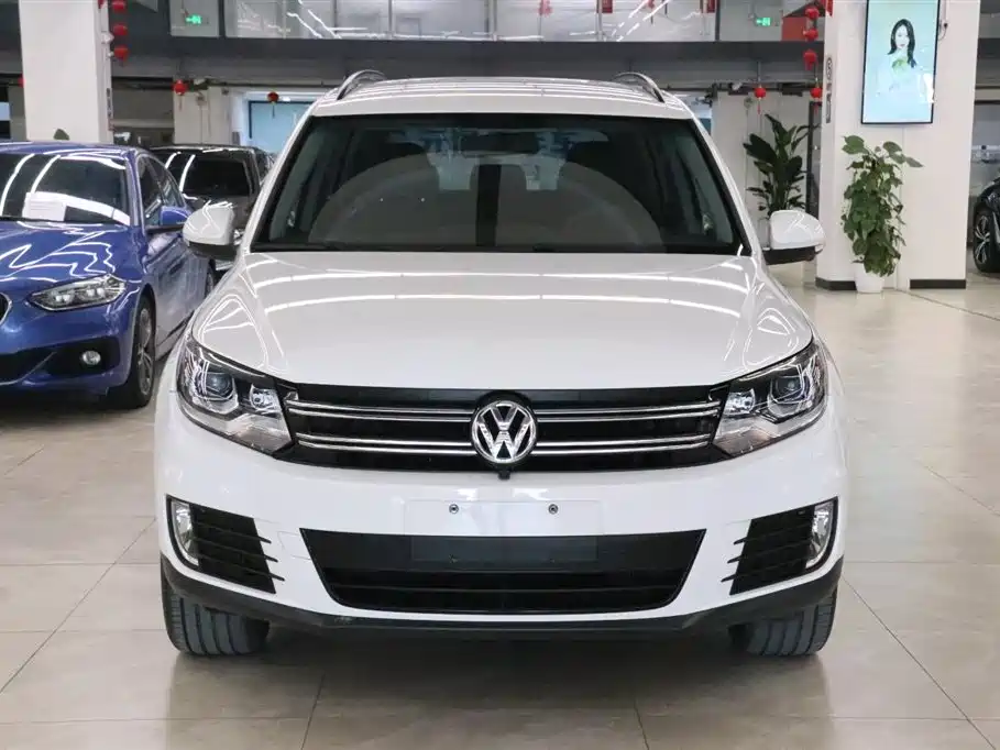 Volkswagen Tiguan 2019 — фото 2