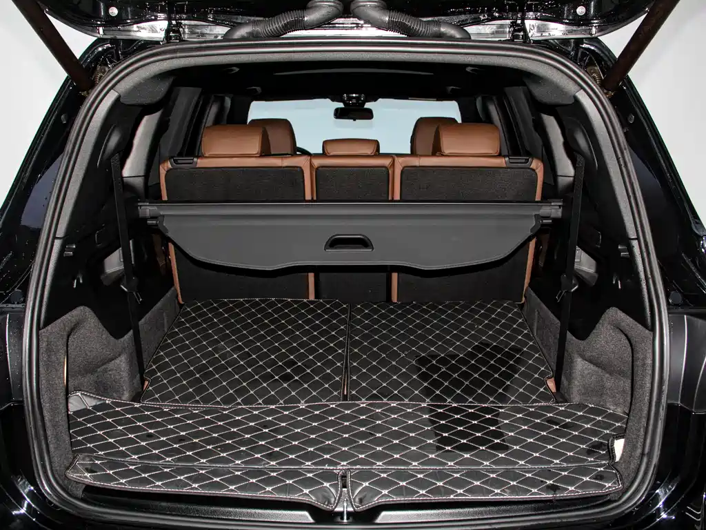 Mercedes-Benz GLB 2023 — фото 20