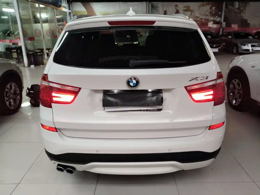 BMW X3 2014 — фото 11