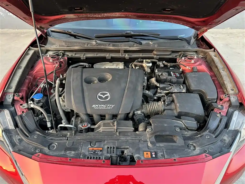 Mazda CX-4 2018 — фото 10