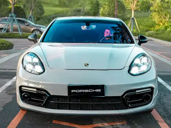 Porsche Panamera 2010