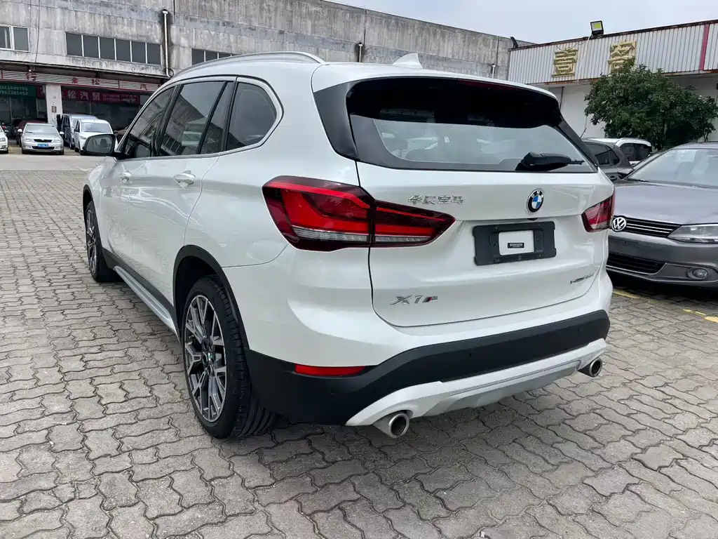 BMW X1 2020 — фото 9
