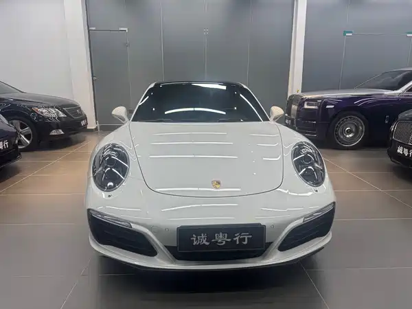 Porsche 911 2018