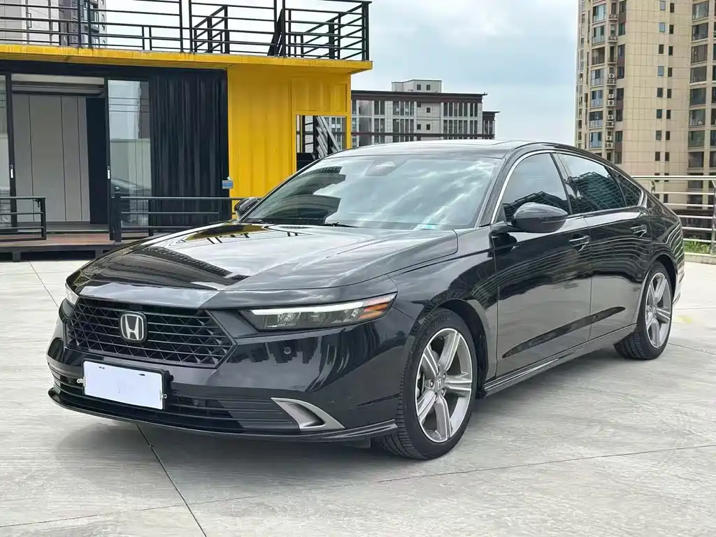 Honda Accord 2023 — фото 1