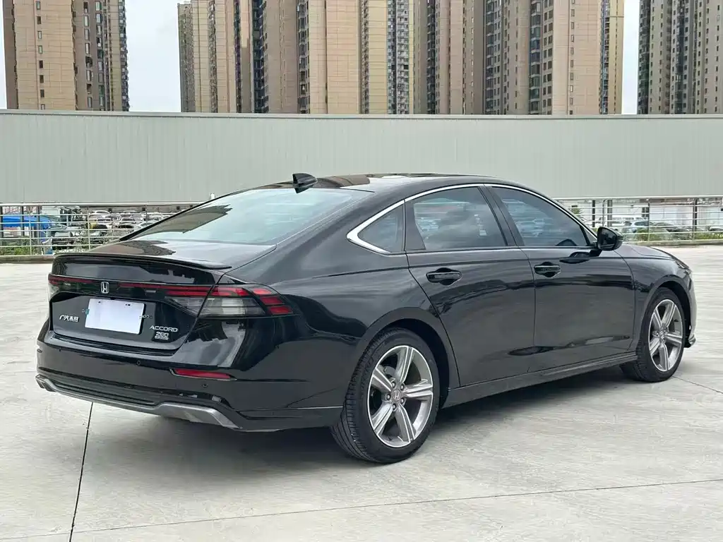 Honda Accord 2023 — фото 14