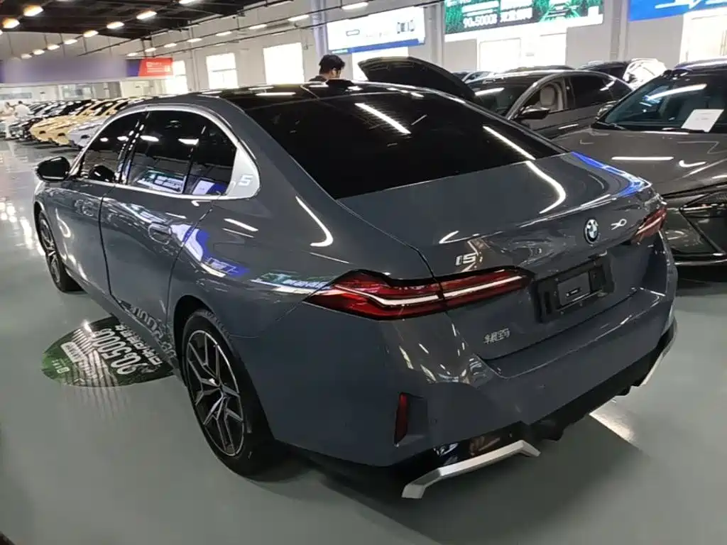 BMW i5 2024 — фото 5