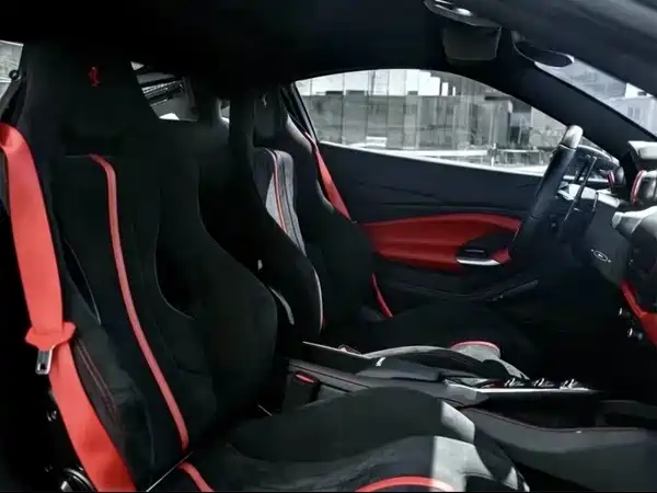 Ferrari F8 2022