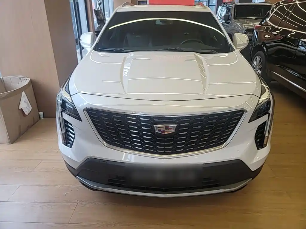 Cadillac XT4 2021 — фото 3