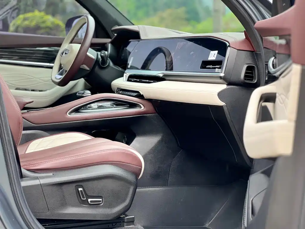 Geely Xingyue L 2022 — фото 19