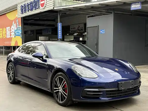 Porsche Panamera 2020