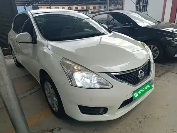 Nissan Tiida 2016