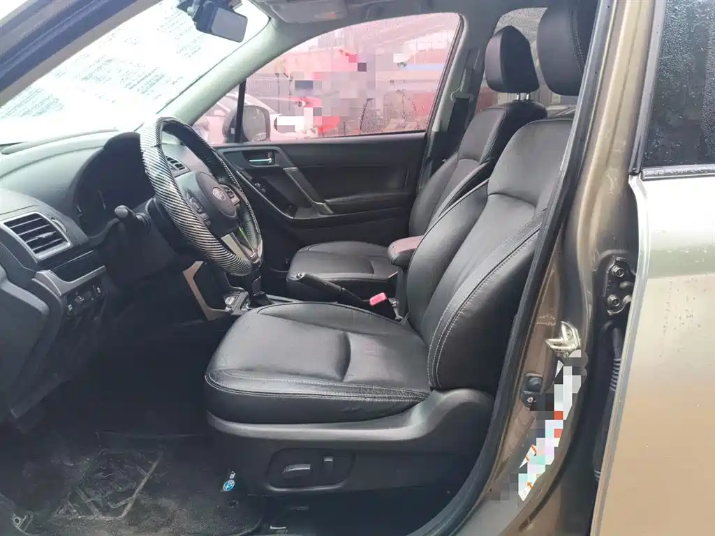 Subaru Forester 2017 — фото 16
