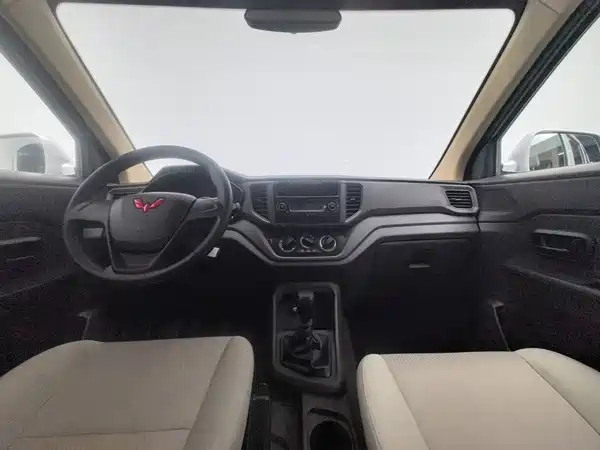Wuling Hongguang V 2023