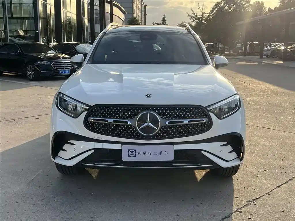 Mercedes-Benz GLC 2024
