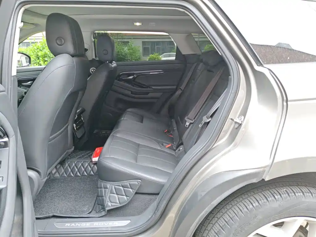 Land Rover Evoque 2022 — фото 17
