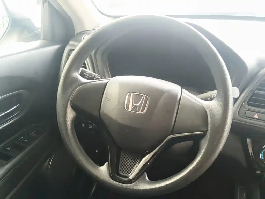 Honda Vezel 2020 — фото 11