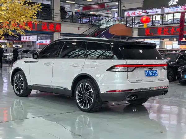 Lincoln Aviator 2022