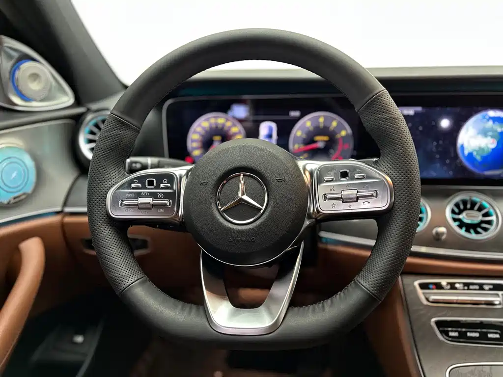 Mercedes-Benz E-Class 2018 — фото 7