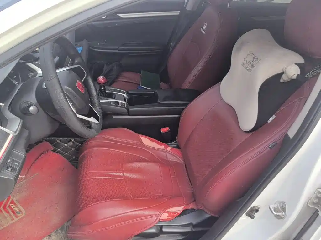 Honda Civic 2016 — фото 16