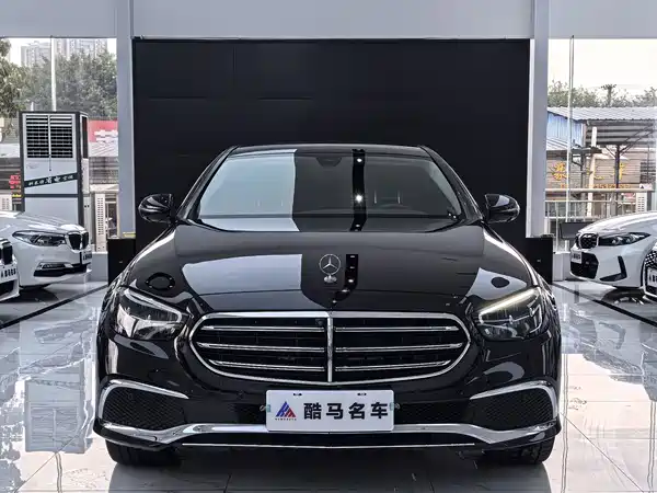 Mercedes-Benz E-Class 2022