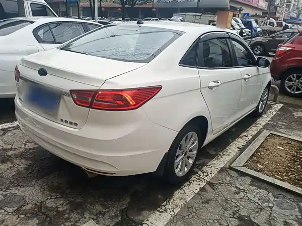 Ford Escort 2017