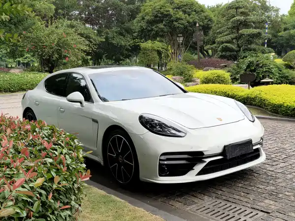 Porsche Panamera 2014