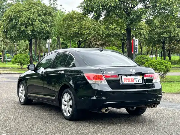 Honda Accord 2011
