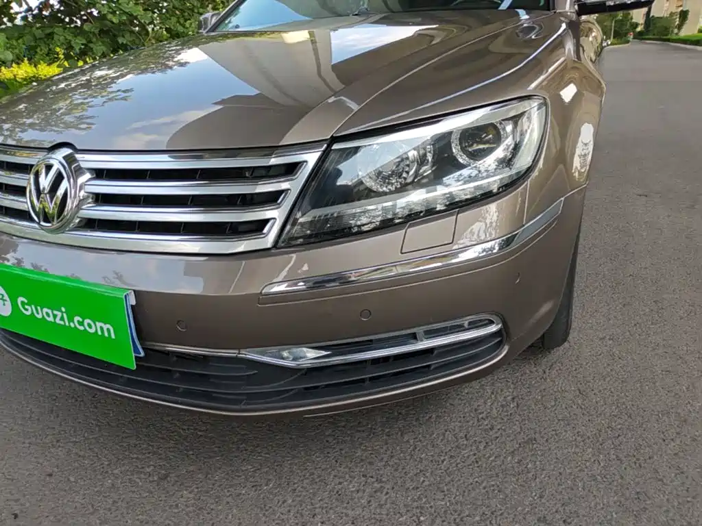 Volkswagen Phaeton 2015 — фото 24