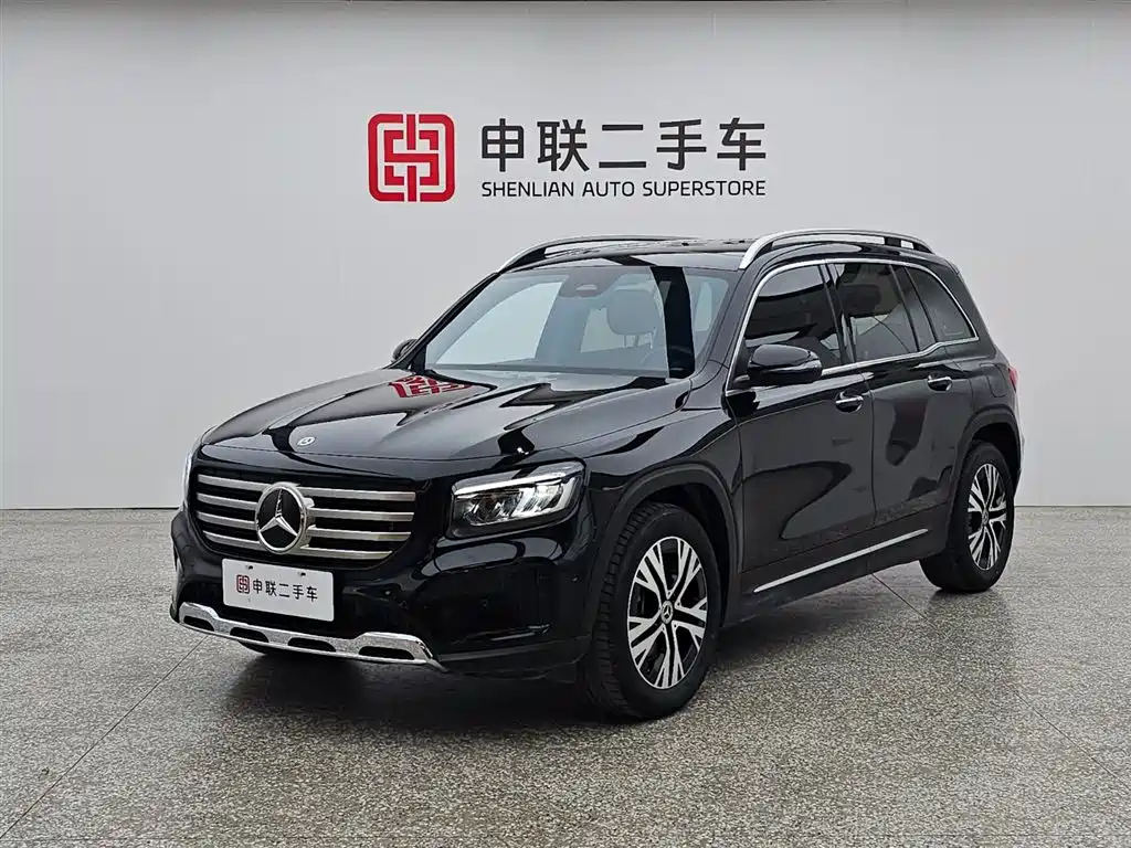 Mercedes-Benz GLB 2023 — фото 1