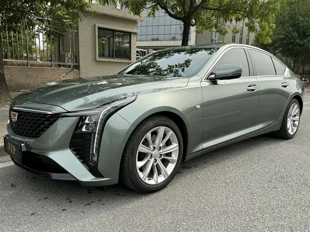 Cadillac CT5 2024 — фото 1