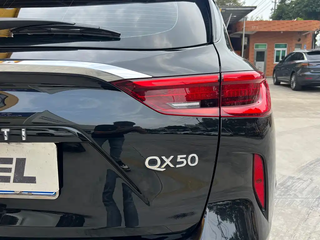 Infiniti QX50 2018 — фото 9