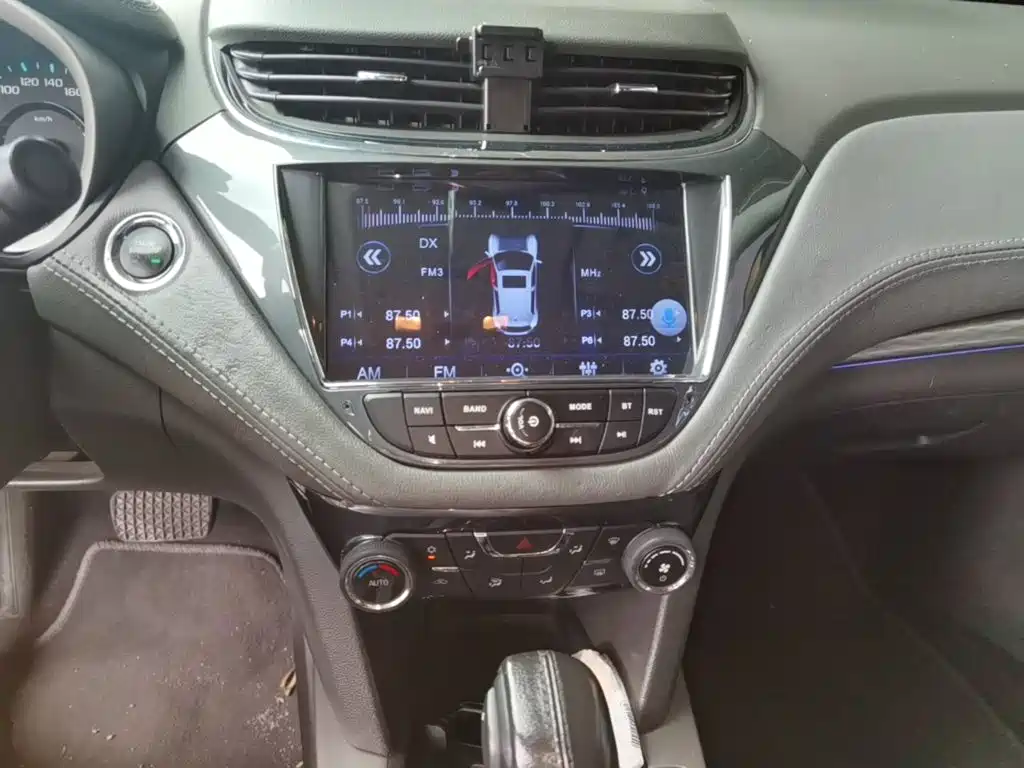 Chevrolet Malibu 2018 — фото 13